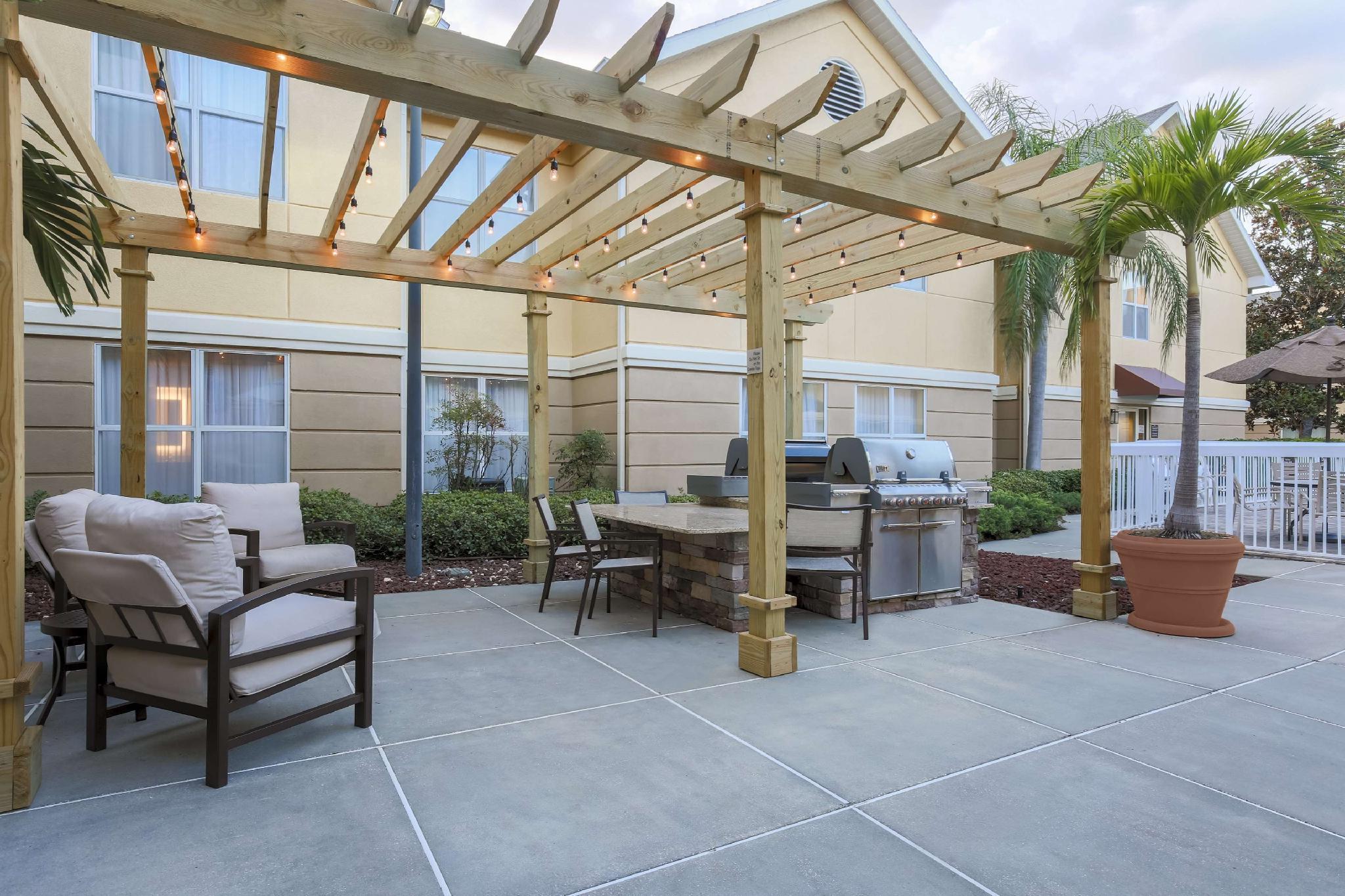 Homewood Suites By Hilton St. Petersburg Clearwater Exterior foto