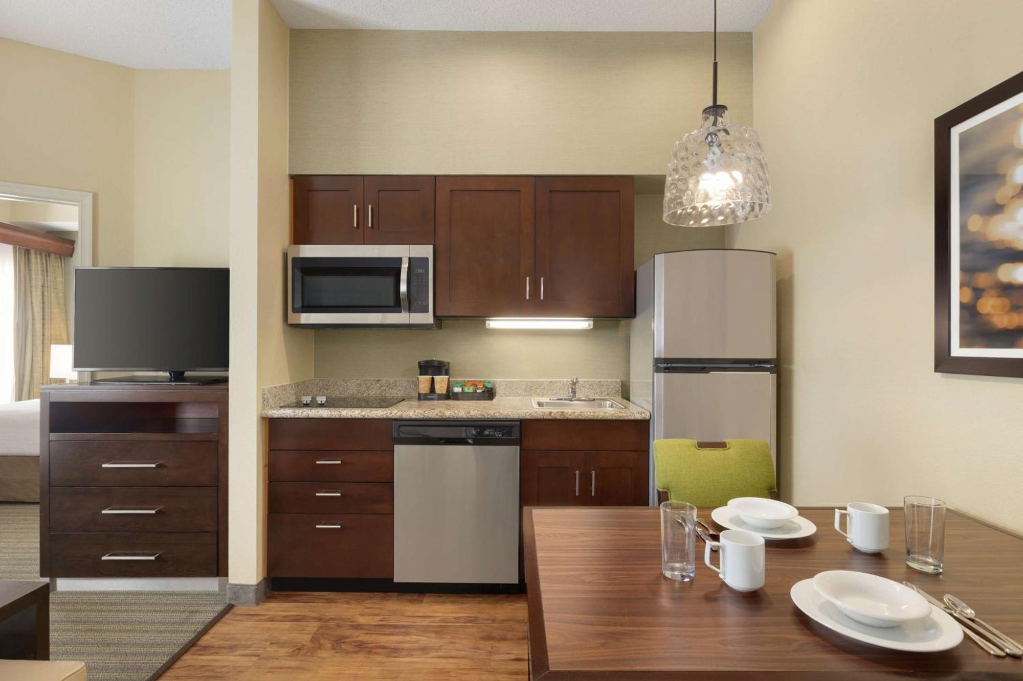 Homewood Suites By Hilton St. Petersburg Clearwater Exterior foto
