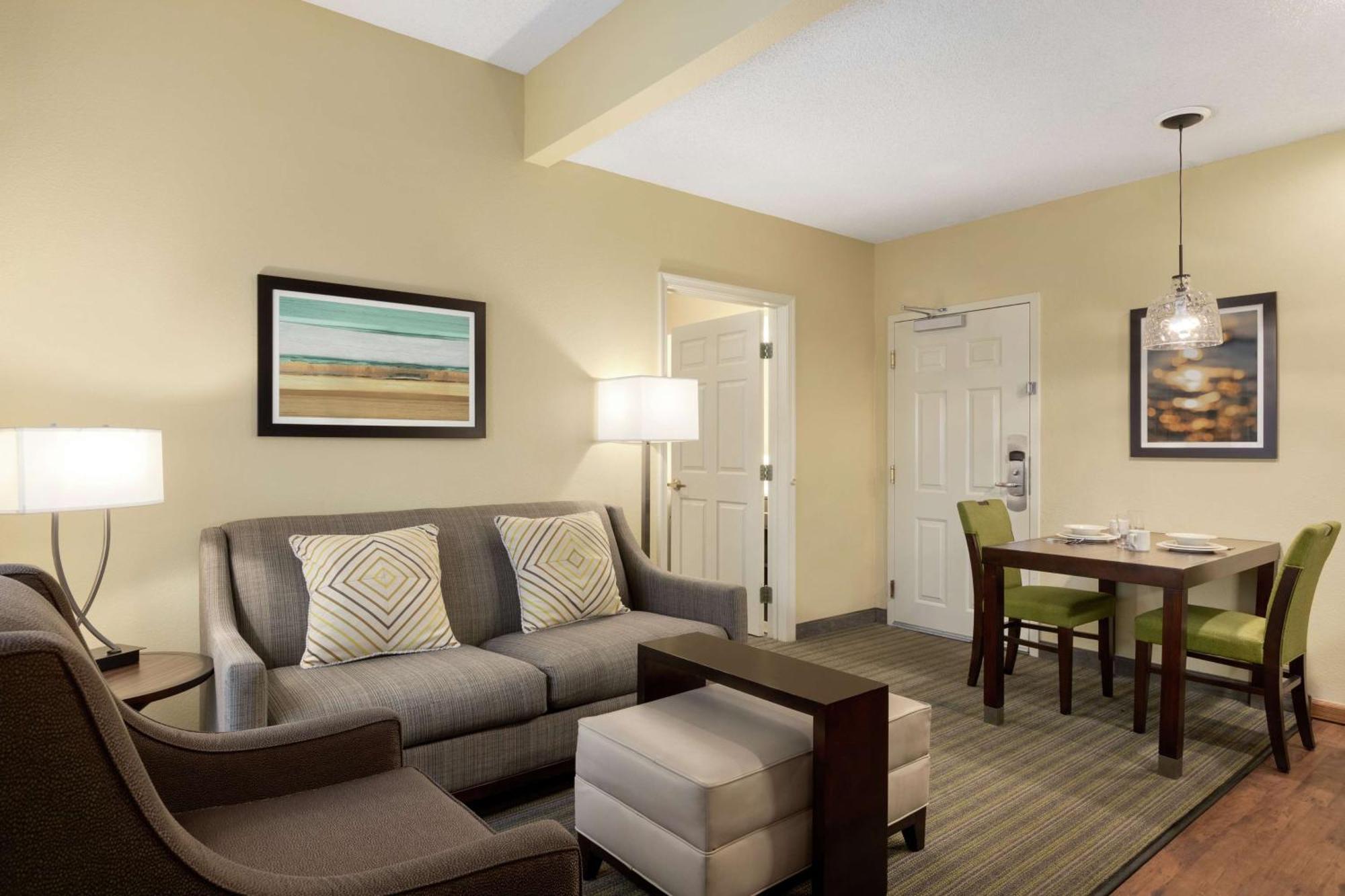 Homewood Suites By Hilton St. Petersburg Clearwater Exterior foto