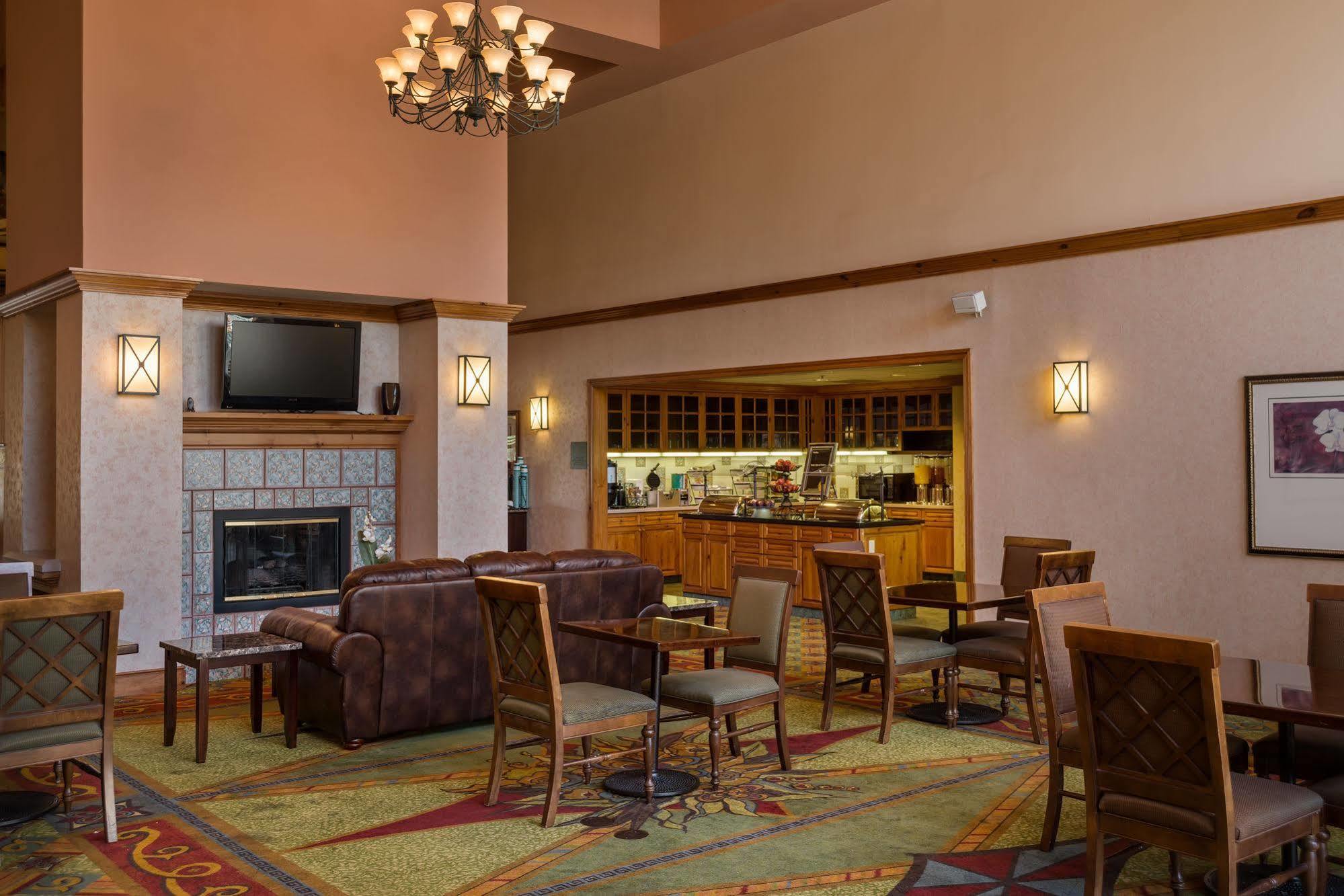 Homewood Suites By Hilton St. Petersburg Clearwater Exterior foto